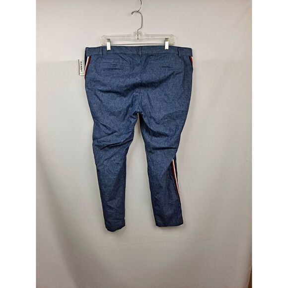 Old Navy Ladies Maternity Pixie Pants NWT.   Medium Blue Denim, Size 16. - Picture 8 of 12